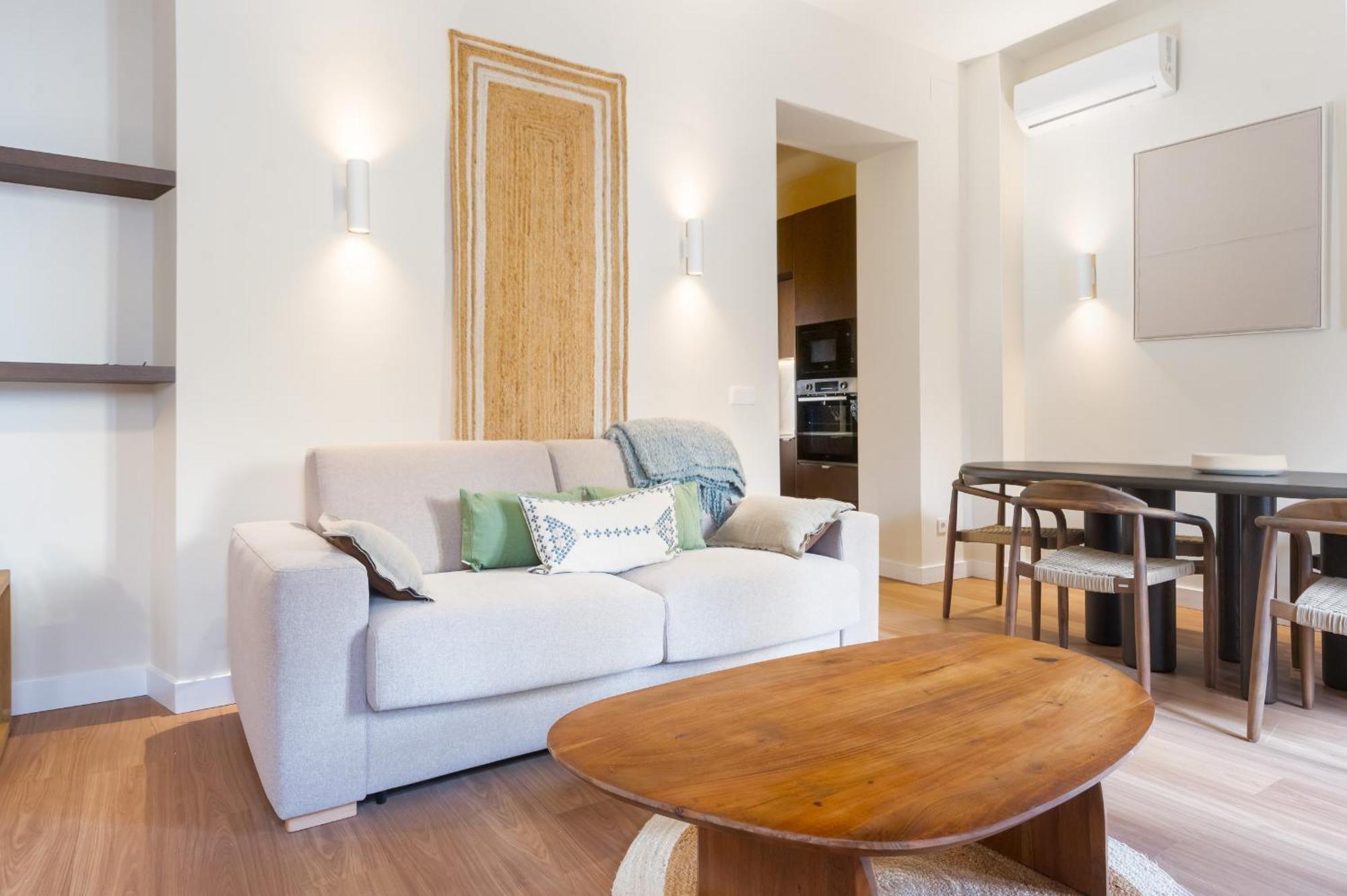 New And Design - Shared Rooftop Solarium - Alameda * Seville