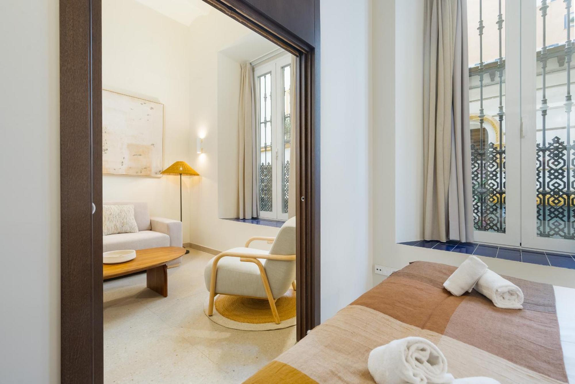 New And Design - Shared Rooftop Solarium - Alameda