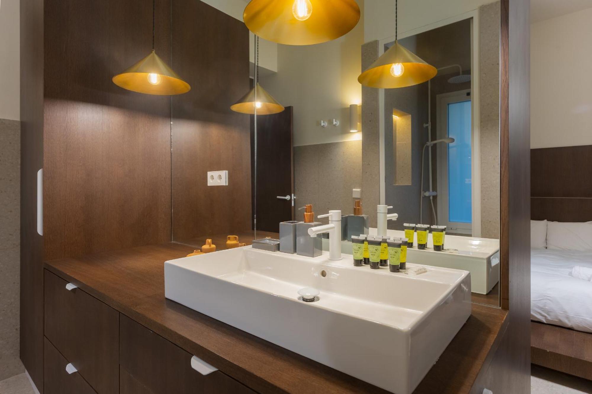 Apartment New And Design - Shared Rooftop Solarium - Alameda *